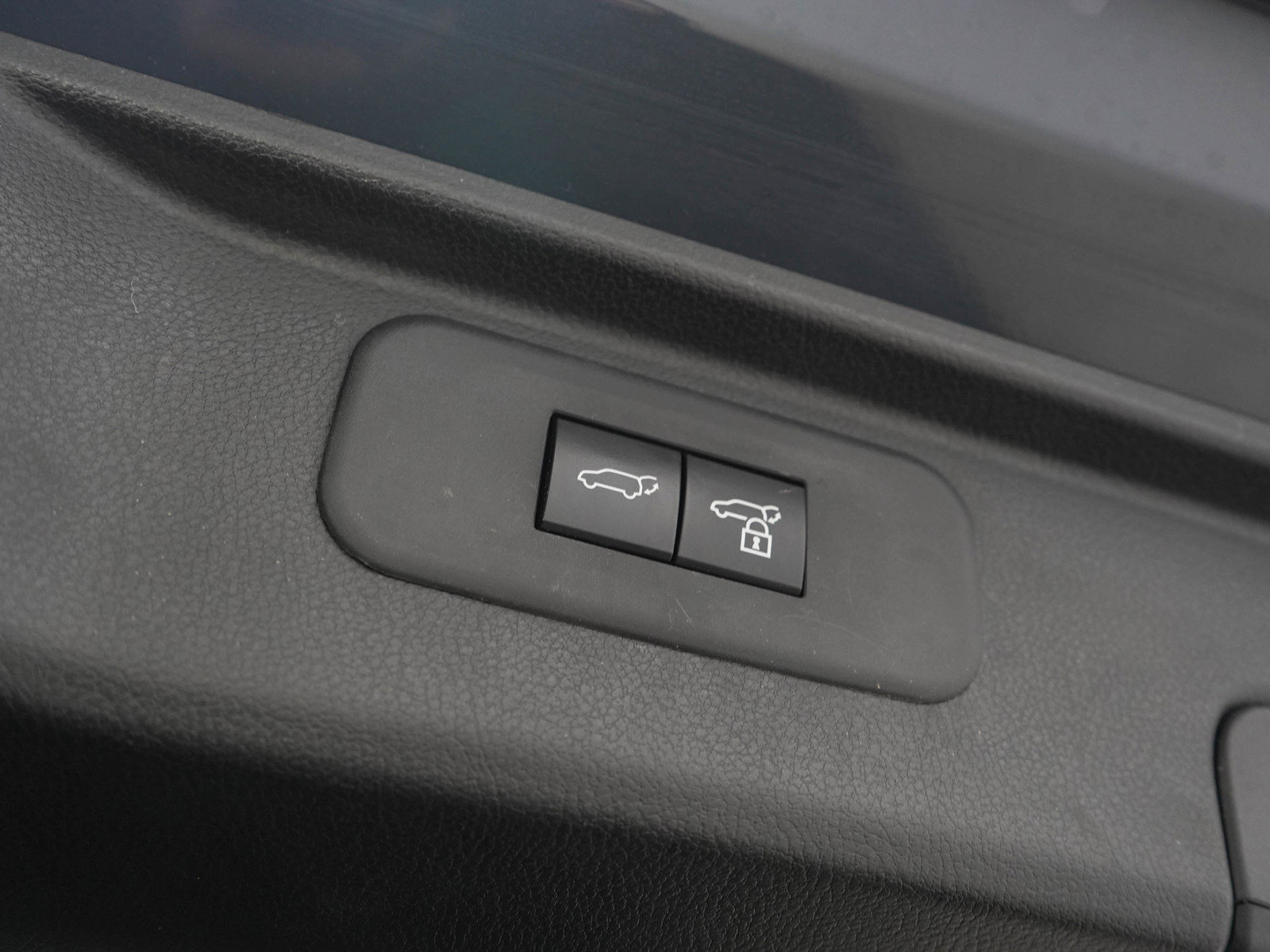 Used 2024 Toyota Grand Highlander AWD image 11