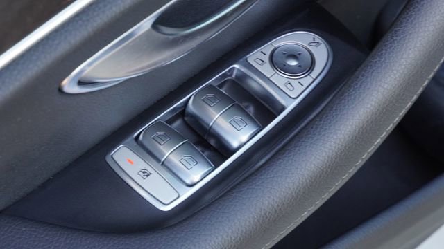 Used 2022 Mercedes-Benz E 450 4MATIC All-Terrain Wagon image 23