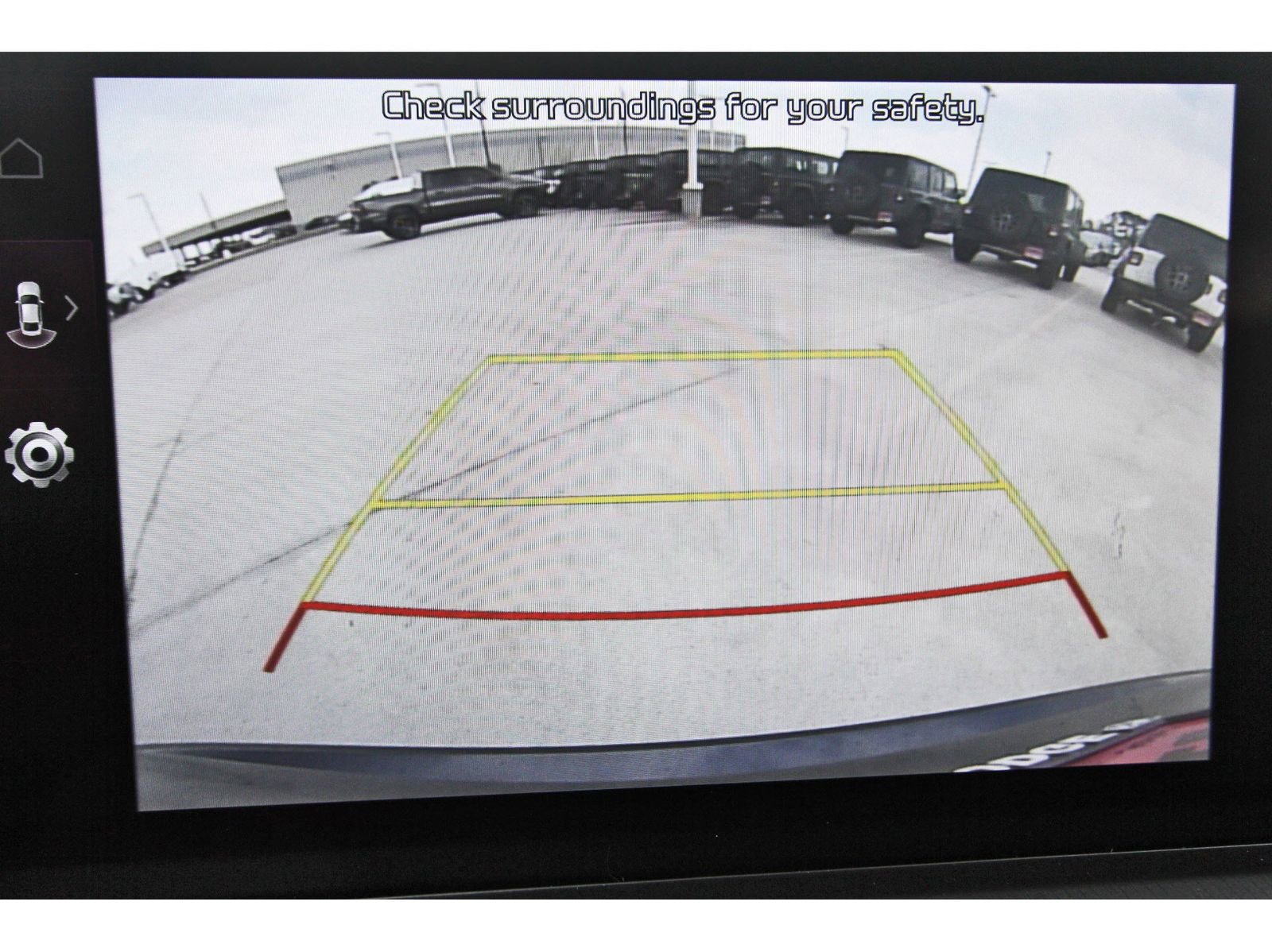 Used 2025 Kia Telluride S FWD image 28