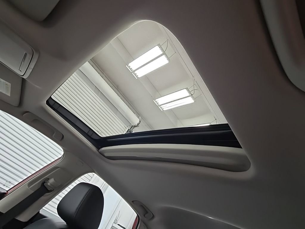 Used 2023 Honda Civic Touring image 30