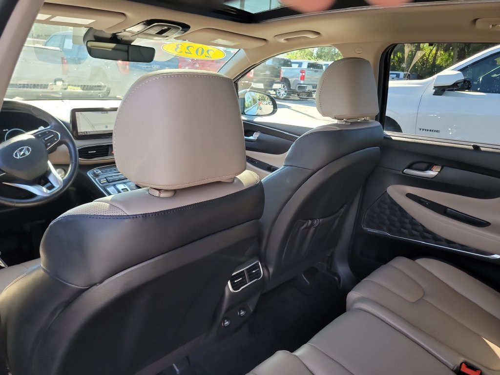 Used 2023 Hyundai Santa Fe SEL w/ Premium Package FWD image 10