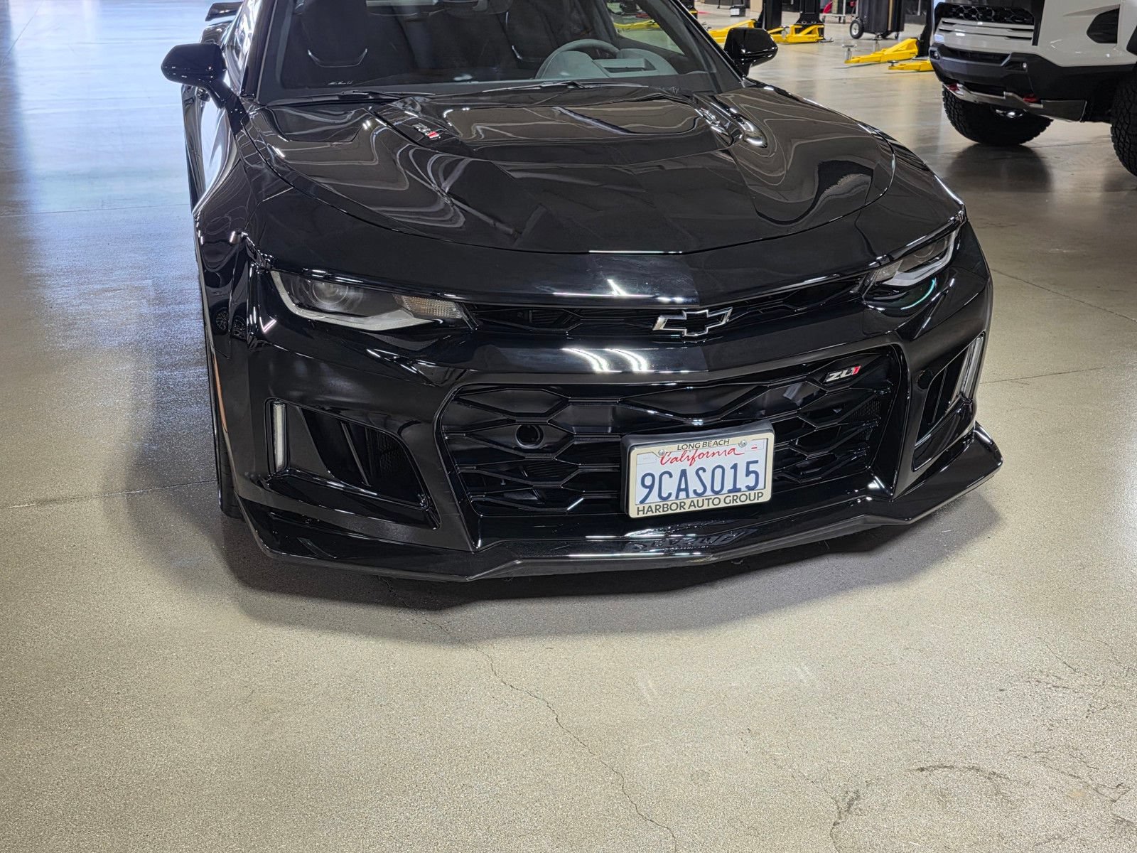 Used 2022 Chevrolet Camaro ZL1 RWD image 9