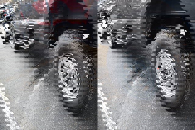 New 2026 Ford F250 XL w/ XL Chrome Package image 5