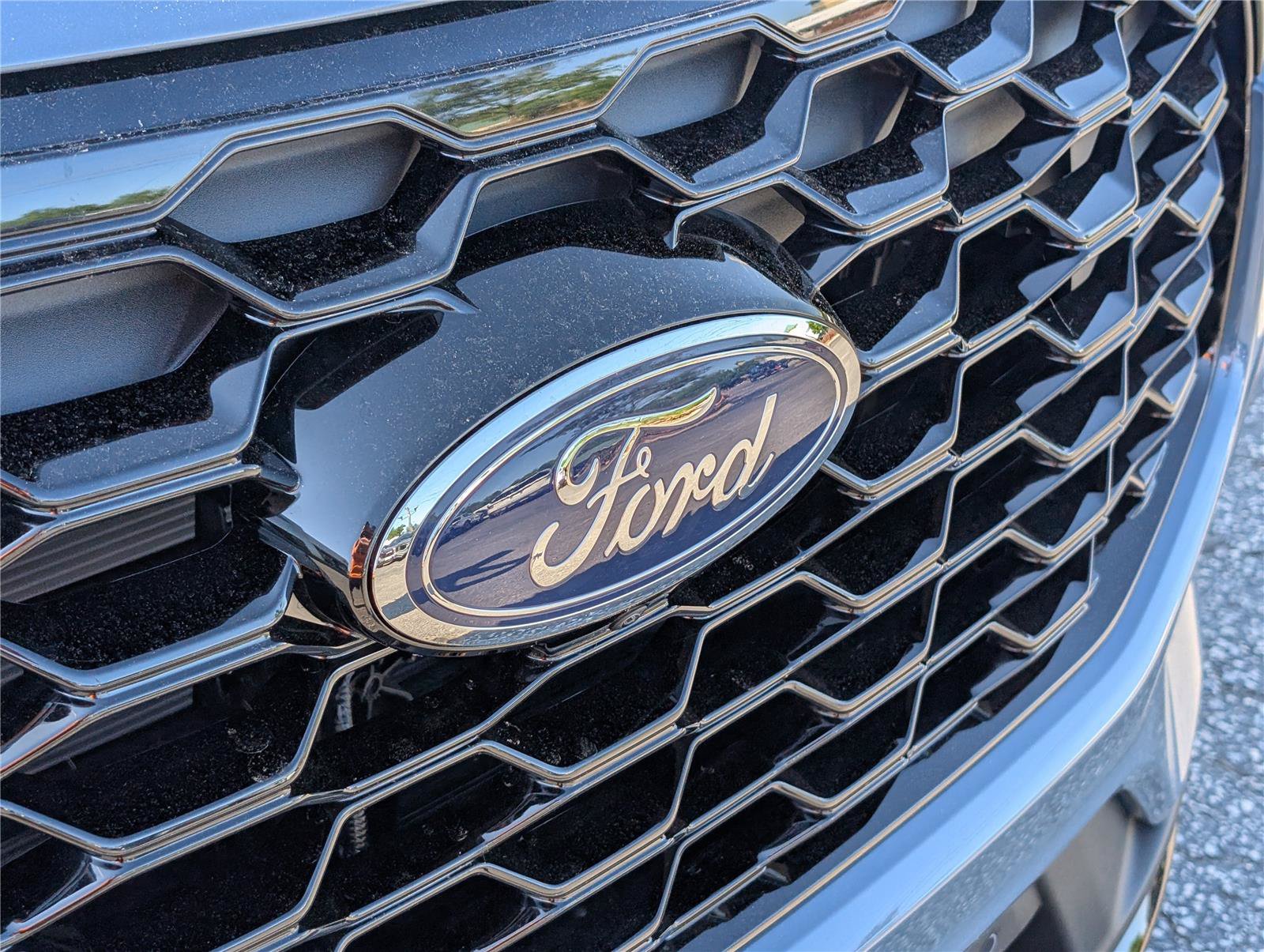New 2026 Ford Explorer ST-Line w/ ST-Line Street Pack RWD image 6