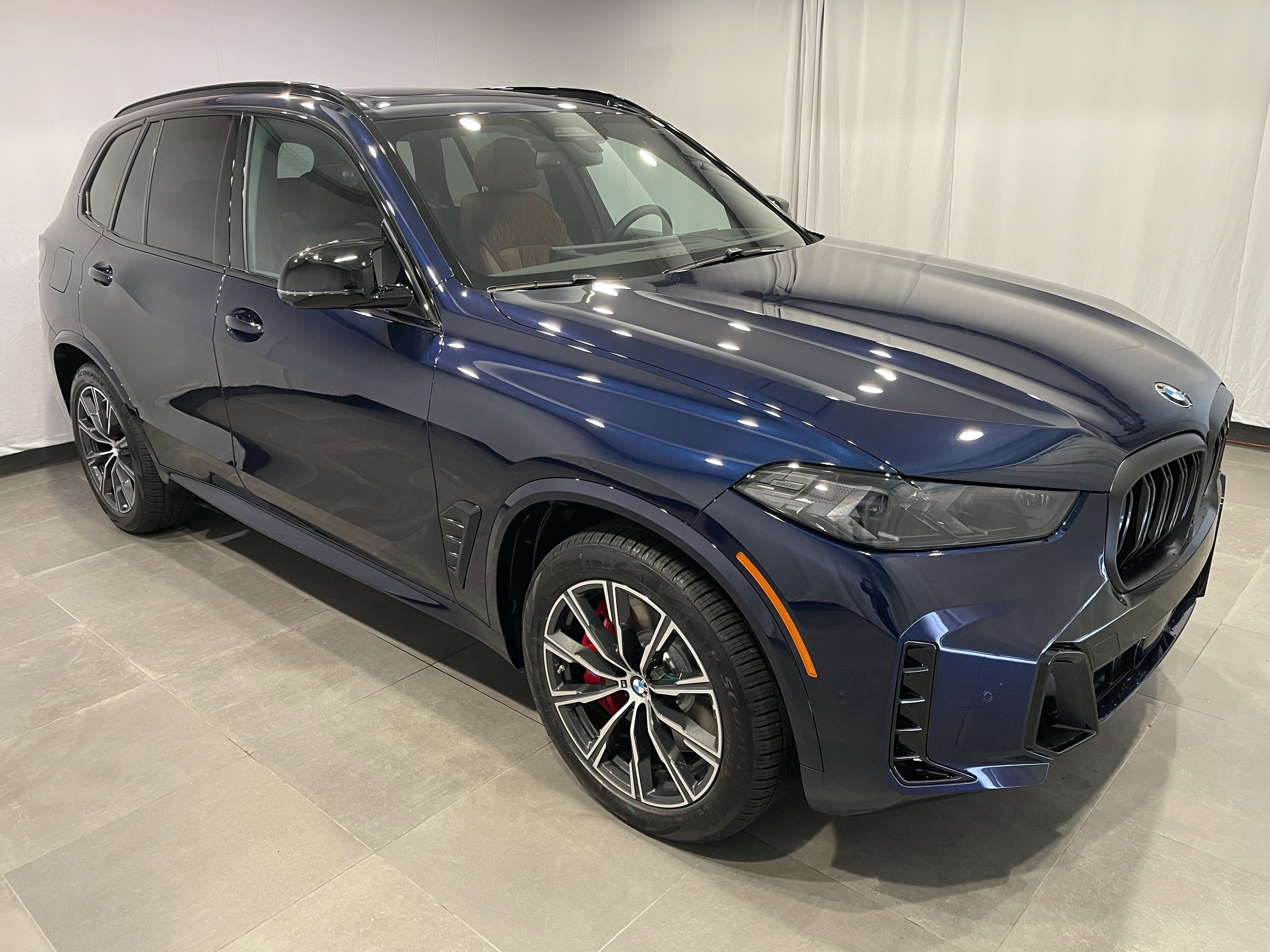 New 2026 BMW X5 M60i AWD/4WD image 3