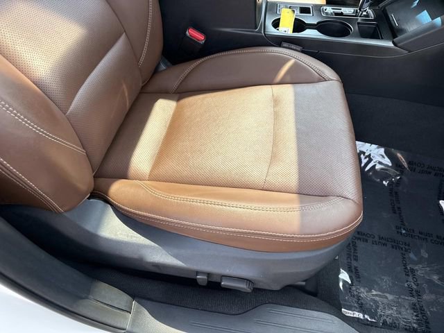 Used 2018 Subaru Outback 2.5i Touring image 10