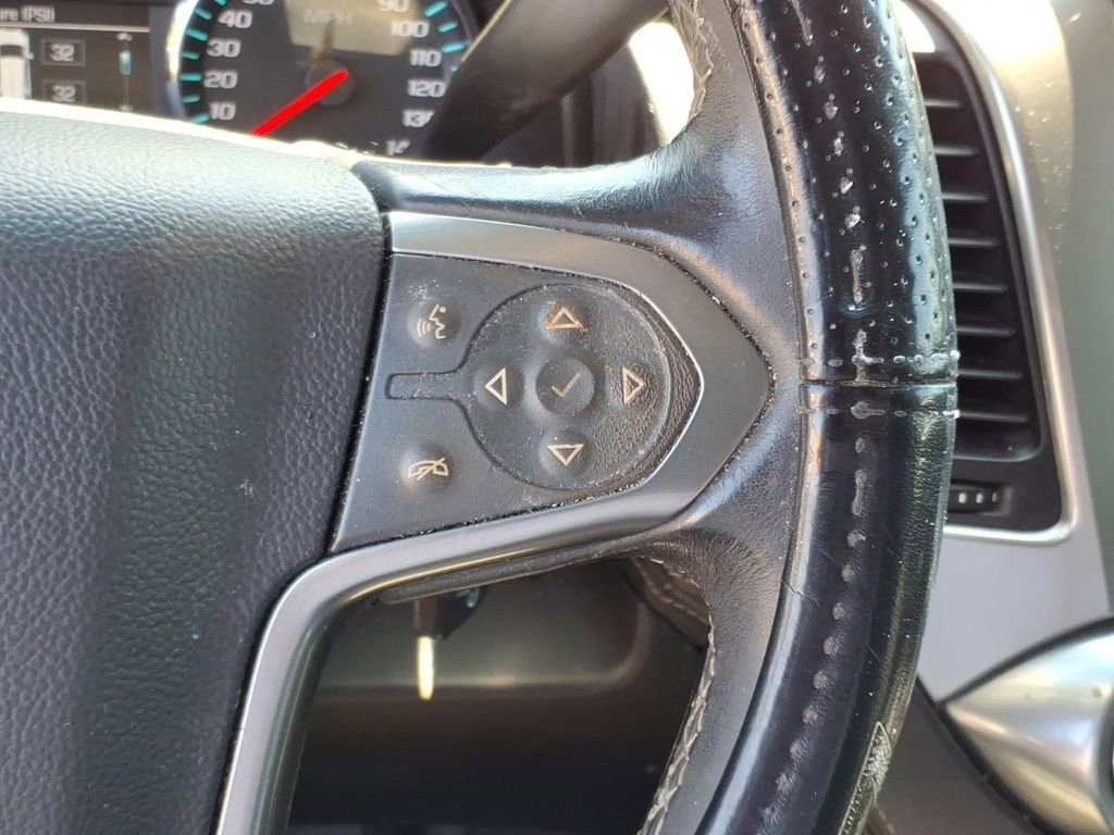 Used 2019 Chevrolet Suburban LS RWD image 19
