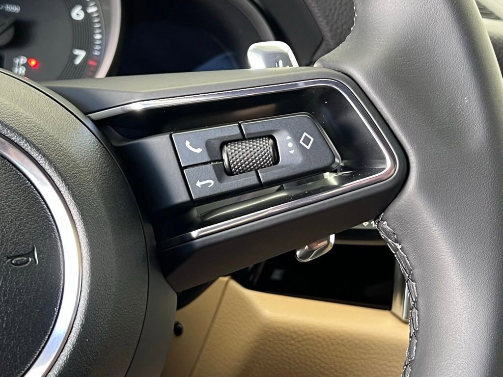 New 2026 Porsche Macan image 15