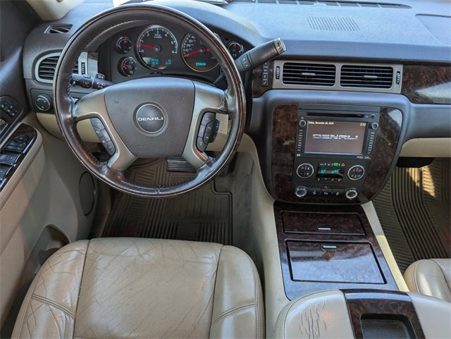 Used 2013 GMC Yukon XL Denali image 6