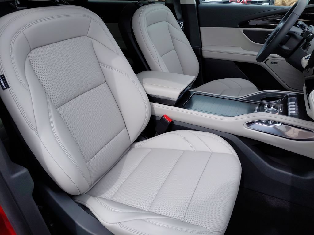 New 2026 Lincoln Nautilus Premier w/ Equipment Group 102A AWD/4WD image 35