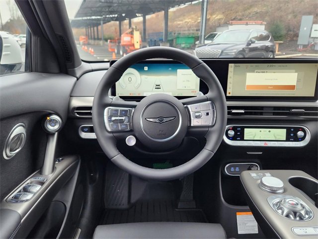 Used 2025 Genesis GV60 Advanced image 6