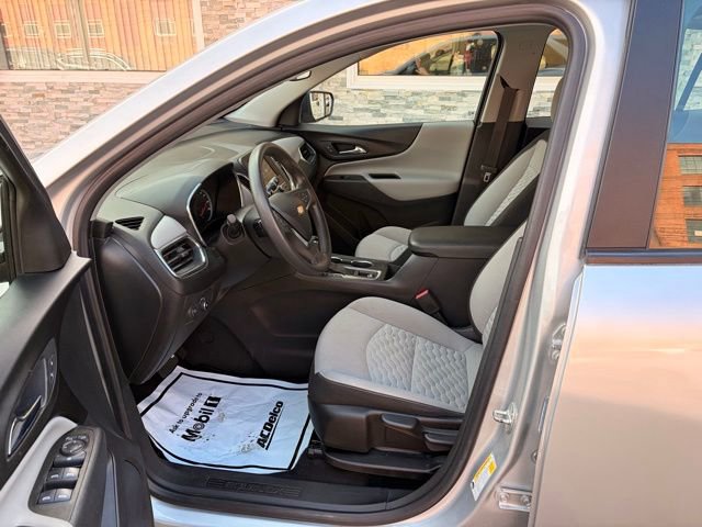 Used 2021 Chevrolet Equinox LS w/ LPO, Floor Liner Package FWD image 19