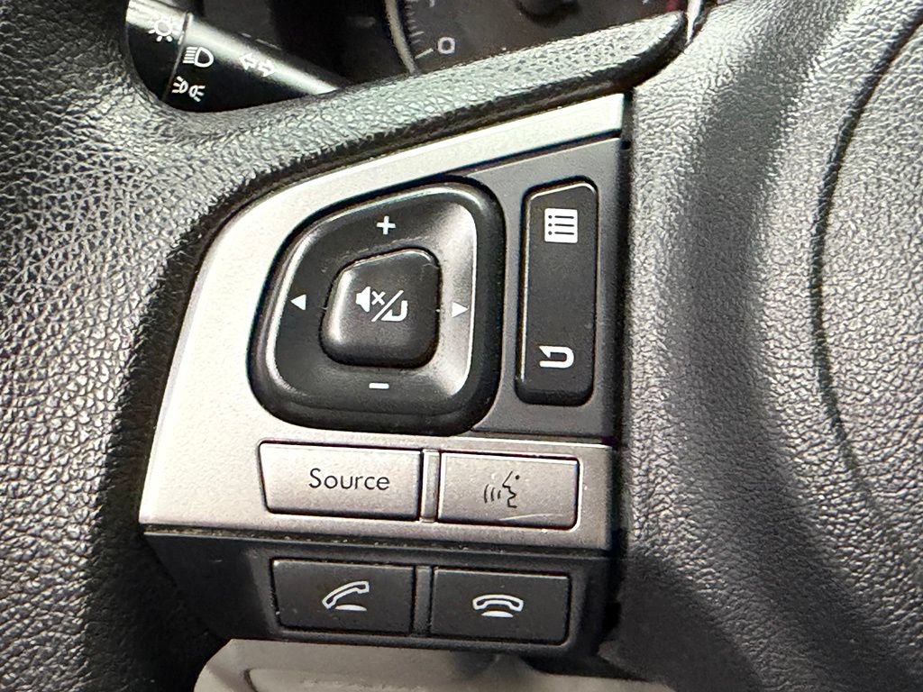 Used 2018 Subaru Forester 2.5i AWD/4WD image 29