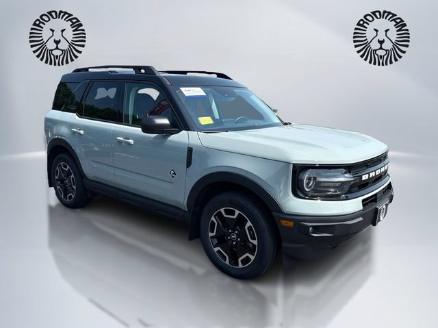 Certified 2023 Ford Bronco Sport Outer Banks w/ Tech Package AWD/4WD image 3