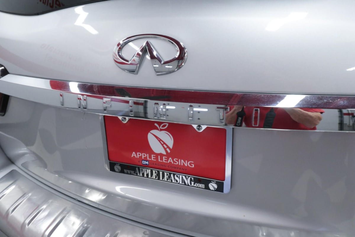 Used 2023 INFINITI QX80 Luxe w/ Cargo Package RWD image 33