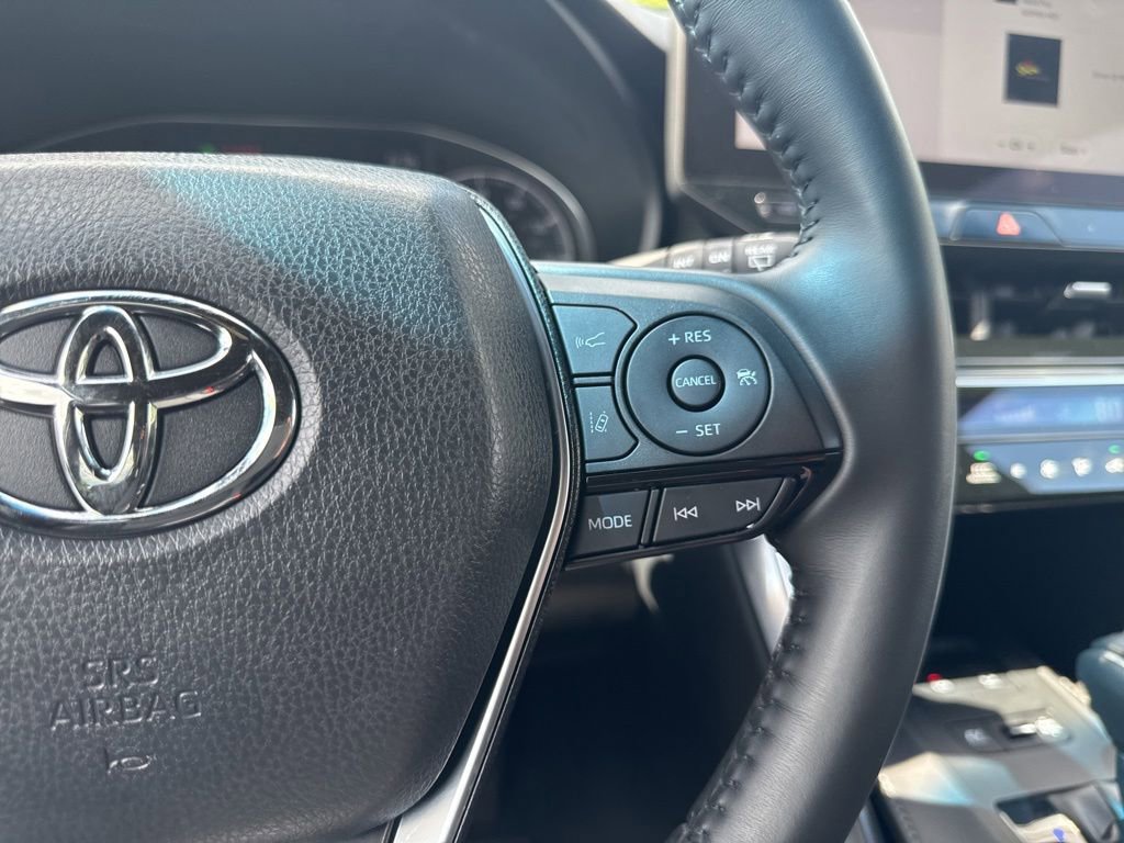 Used 2024 Toyota Venza Nightshade AWD/4WD image 16
