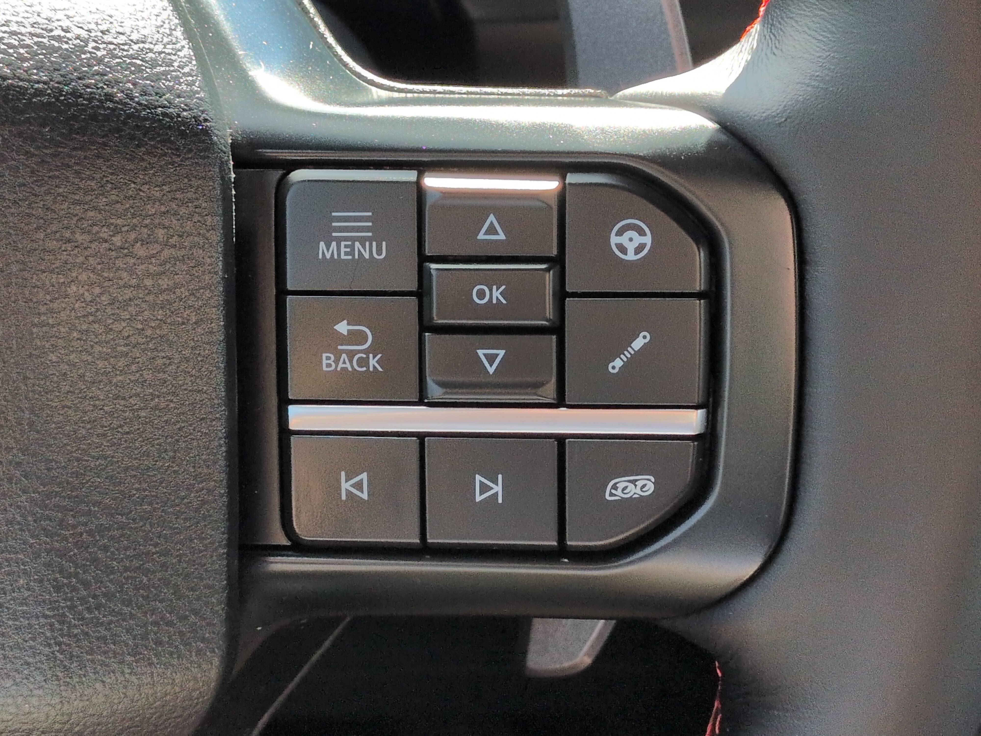 Used 2025 Ford F150 Raptor AWD/4WD image 25