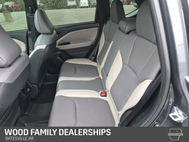 Used 2025 Subaru Forester Limited image 22