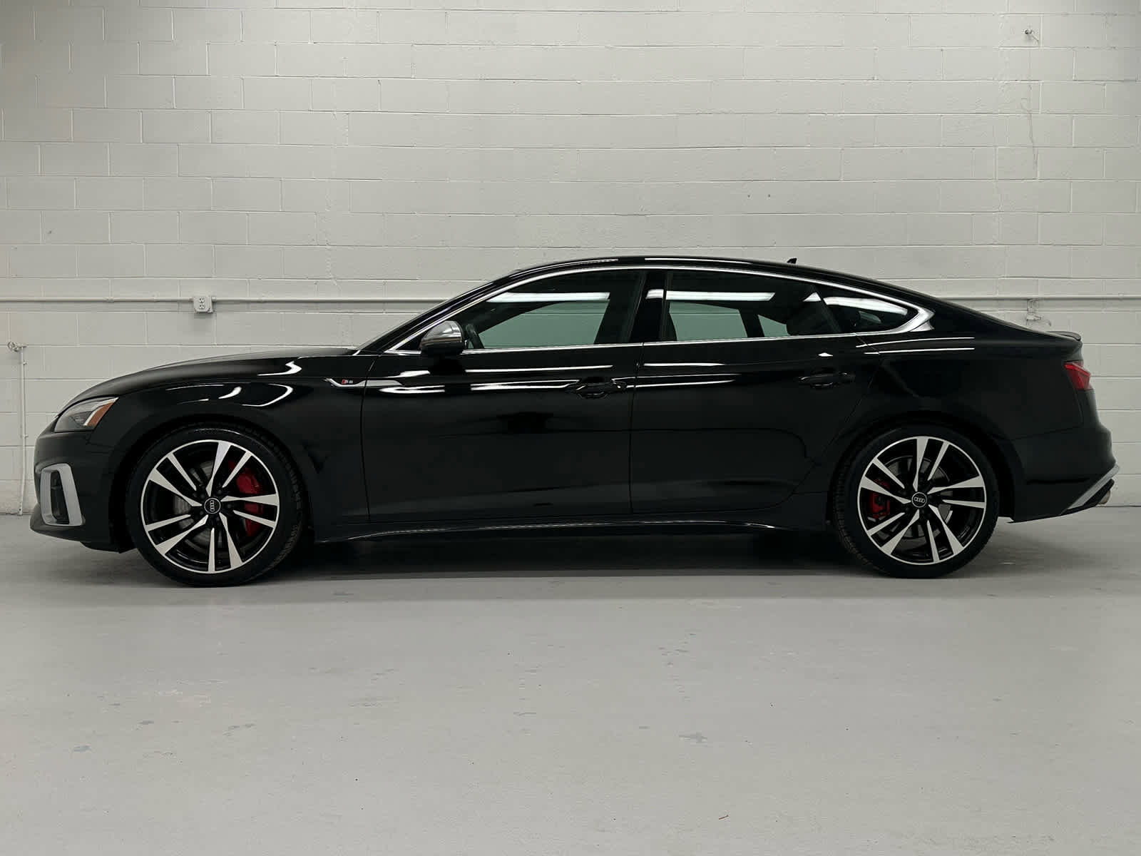 Used 2021 Audi S5 Premium Plus w/ Premium Plus Package image 3