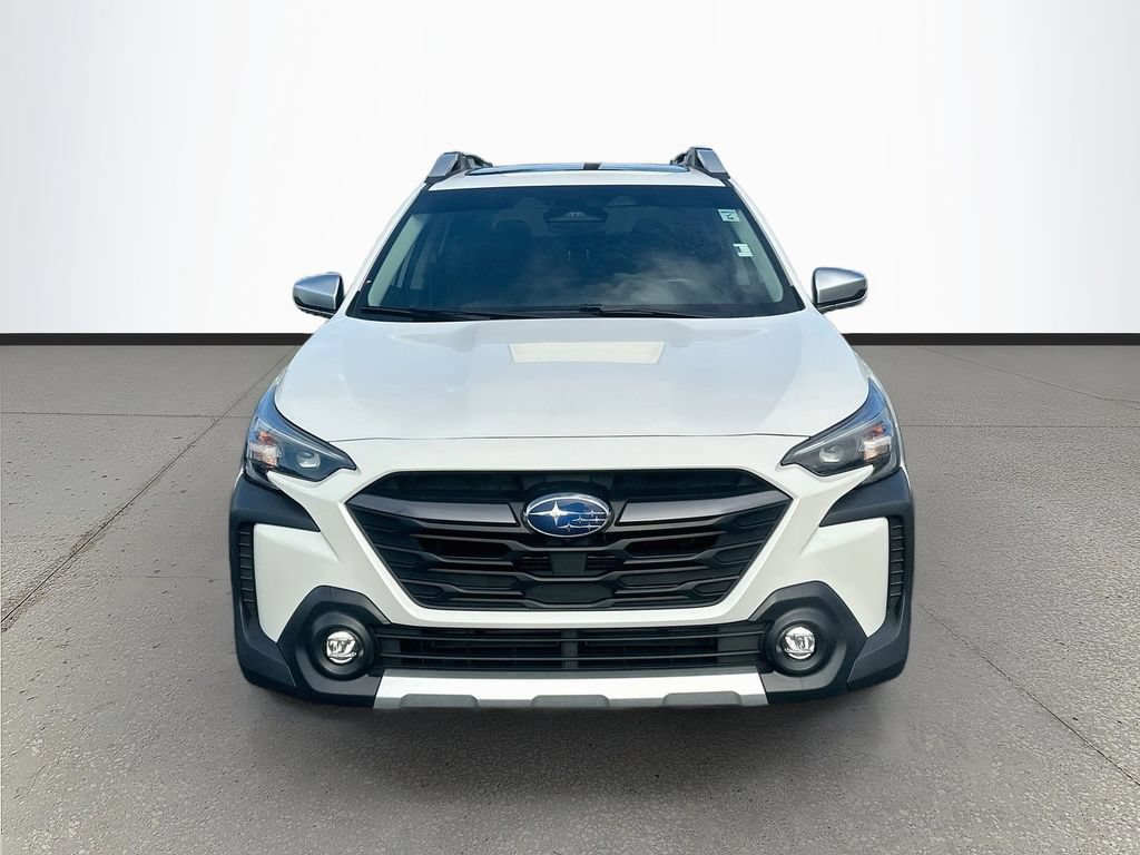 Used 2025 Subaru Outback Touring XT AWD/4WD image 2