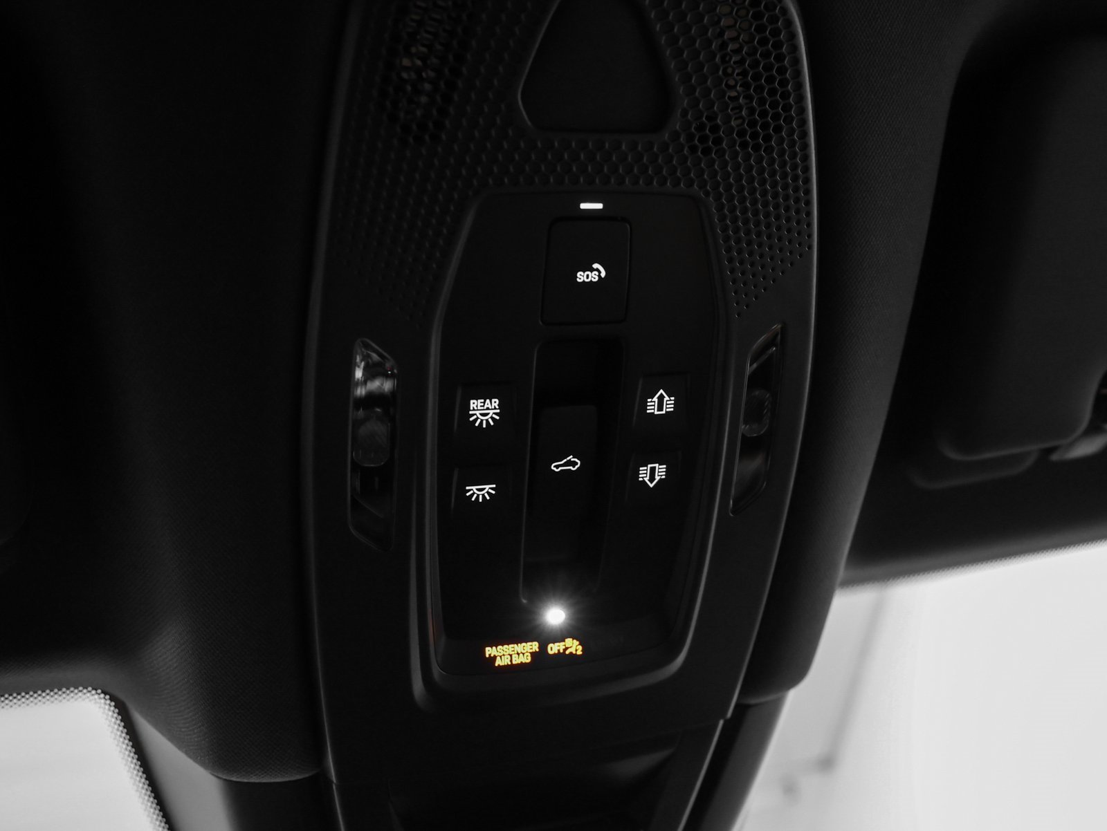 Used 2025 Porsche Cayenne image 37