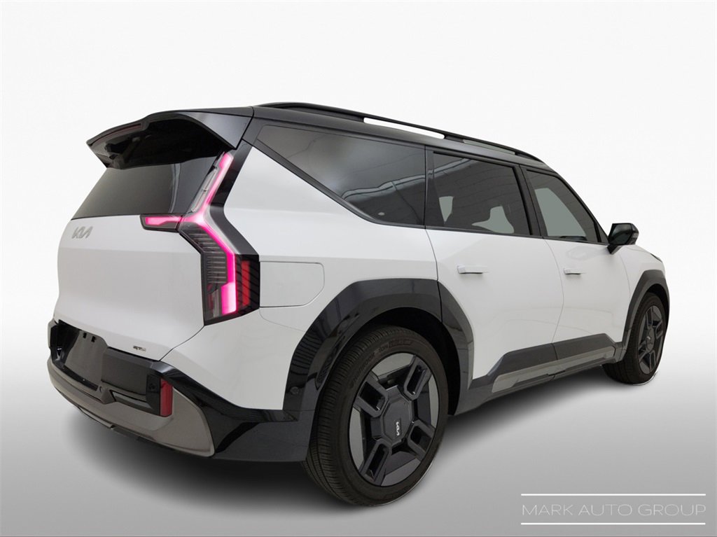 Certified 2026 Kia EV9 GT-Line image 5