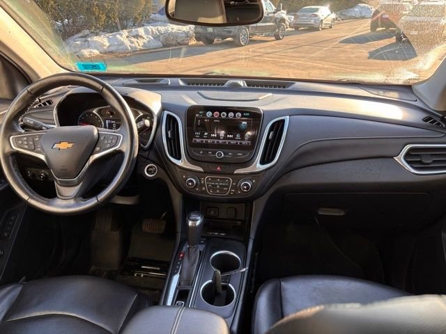 Used 2018 Chevrolet Equinox Premier image 12