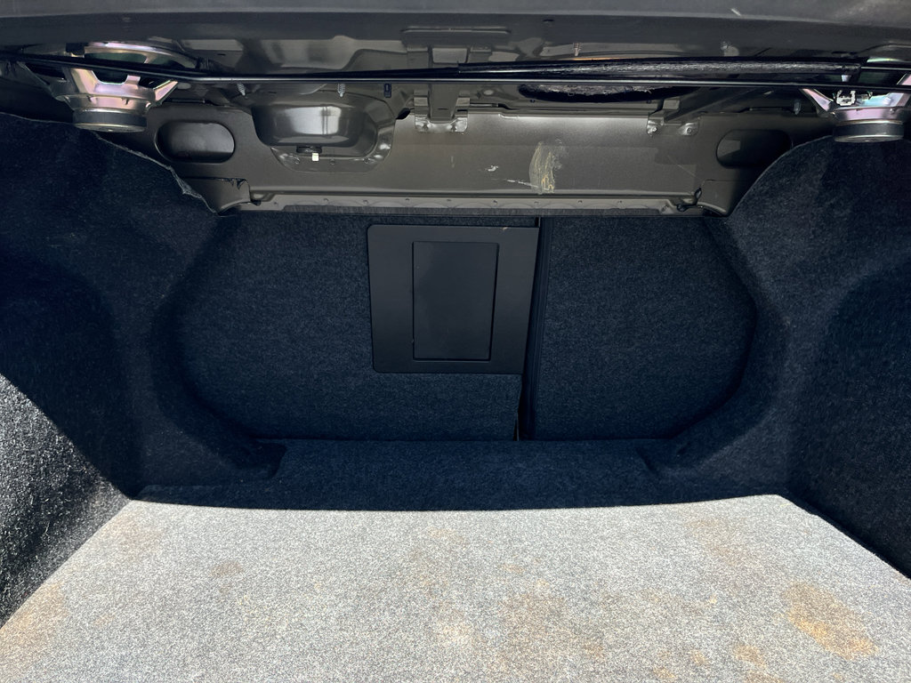 Used 2016 Chrysler 200 Limited w/ Convenience Group image 27