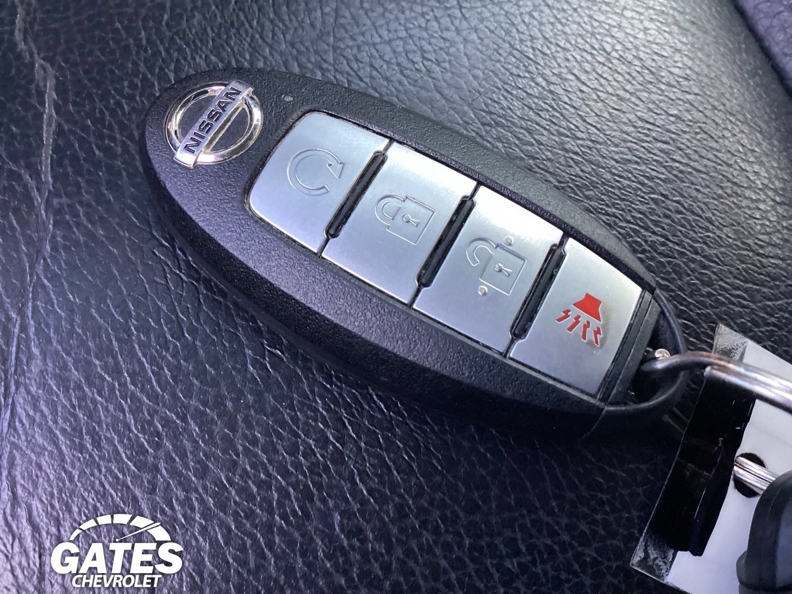 Used 2019 Nissan Titan SL w/ Texas Titan Edition AWD/4WD image 28