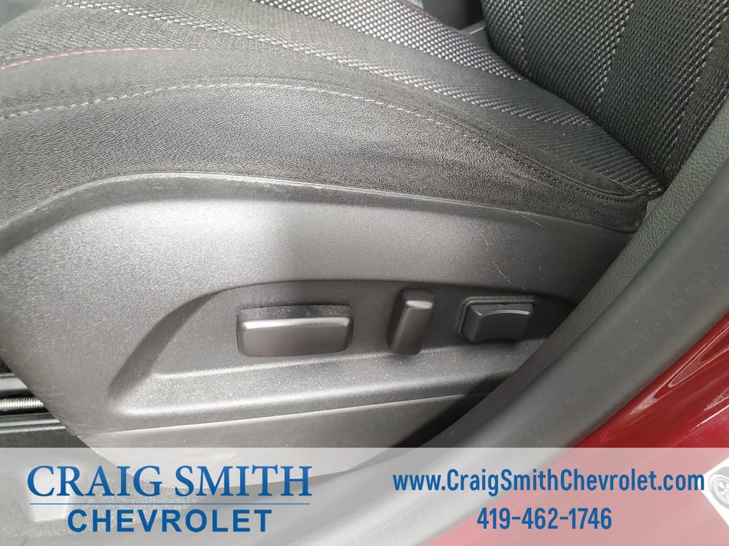 Used 2017 Chevrolet Equinox LT w/ Convenience Package image 13
