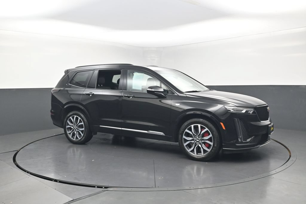 Used 2024 Cadillac XT6 Sport w/ Technology Package AWD/4WD image 8