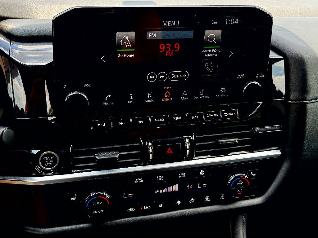 Used 2022 Nissan Pathfinder SL image 17