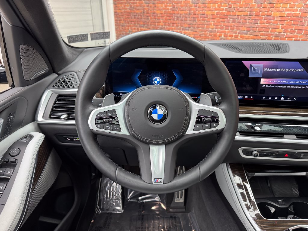 Certified 2026 BMW X5 xDrive40i w/ M Sport Package AWD/4WD image 15