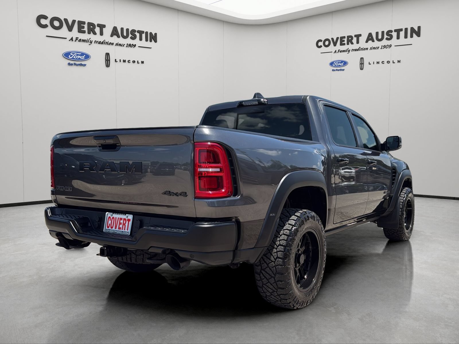 Used 2025 RAM 1500 RHO w/ RHO Level 1 Equipment Group AWD/4WD image 6
