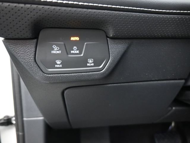 New 2026 Volkswagen Atlas SE image 21