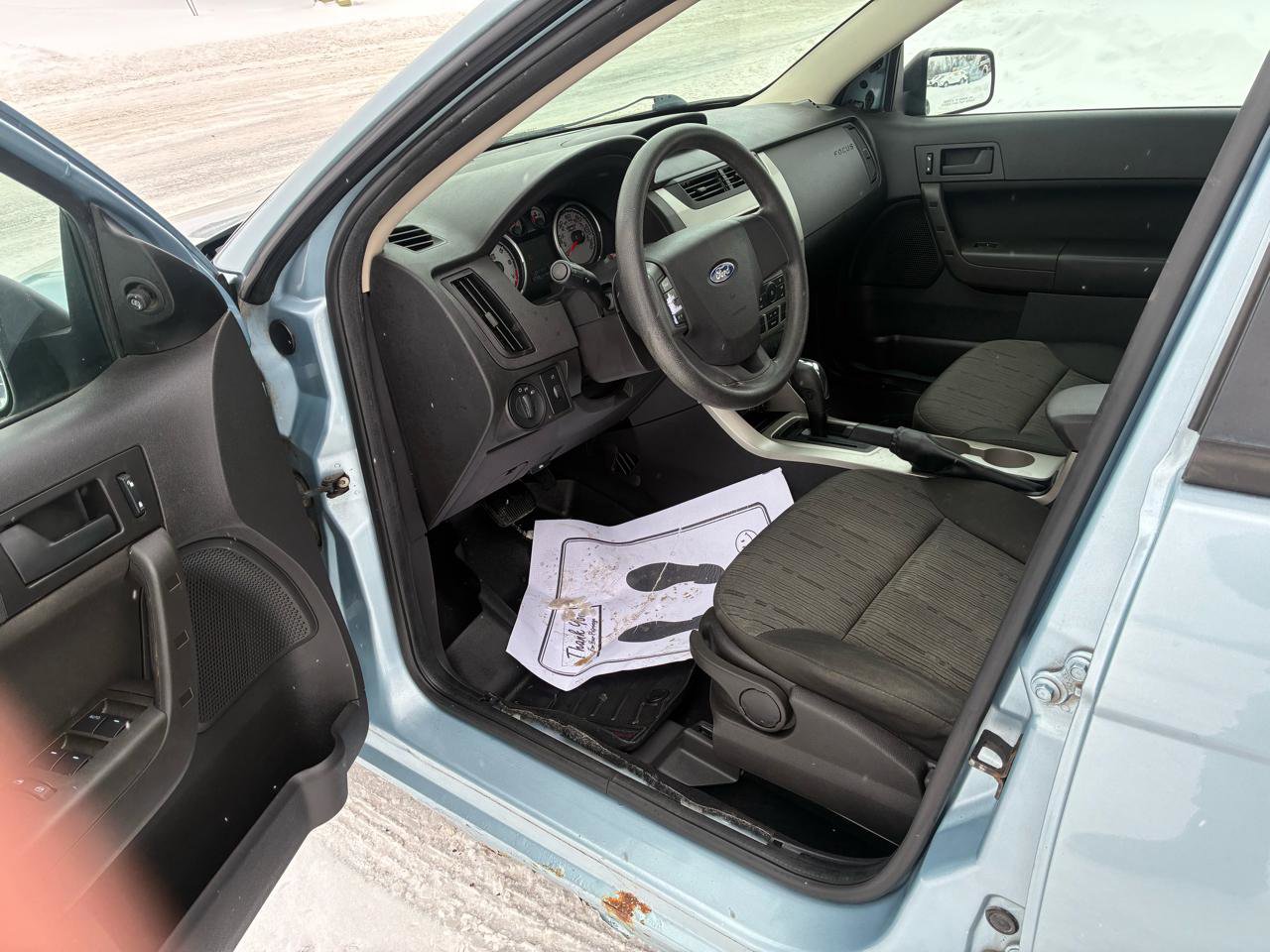 Used 2009 Ford Focus SE image 9