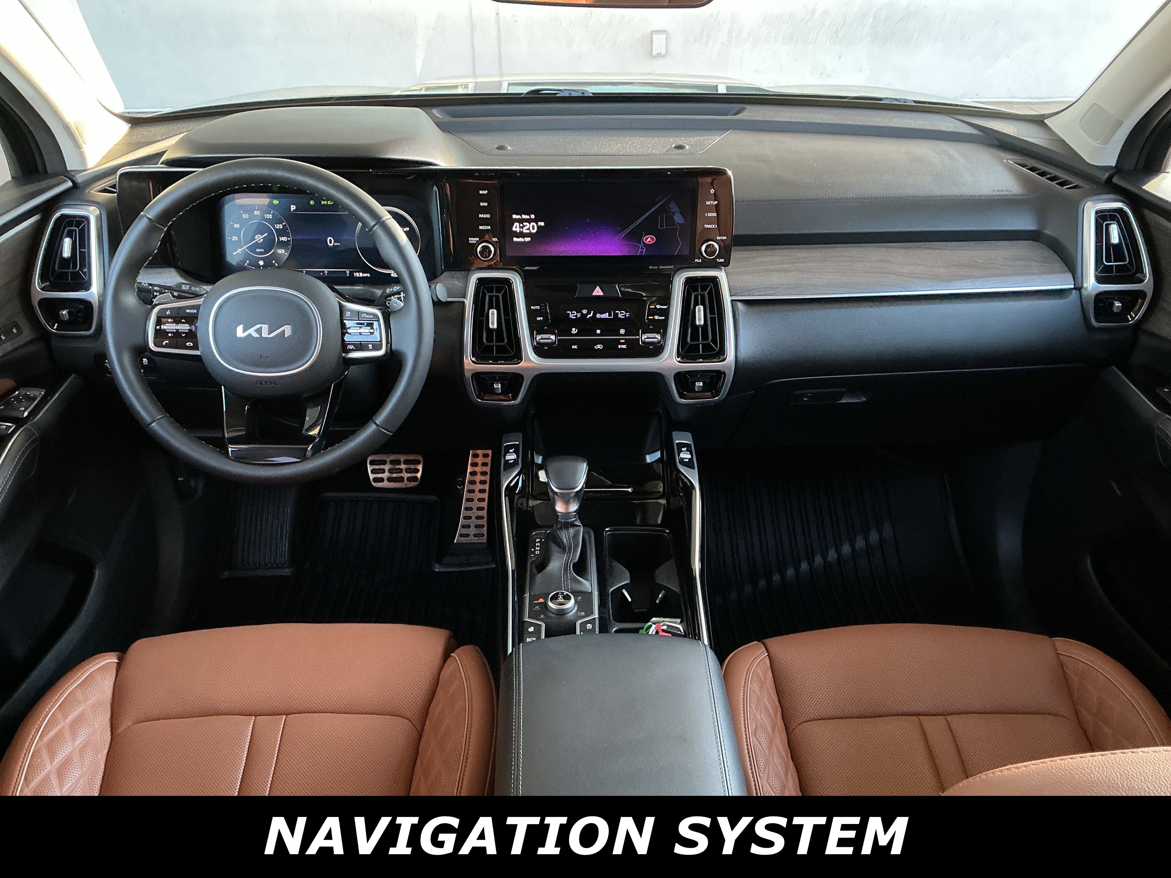 Used 2022 Kia Sorento SX Prestige w/ Rust Color Package image 4