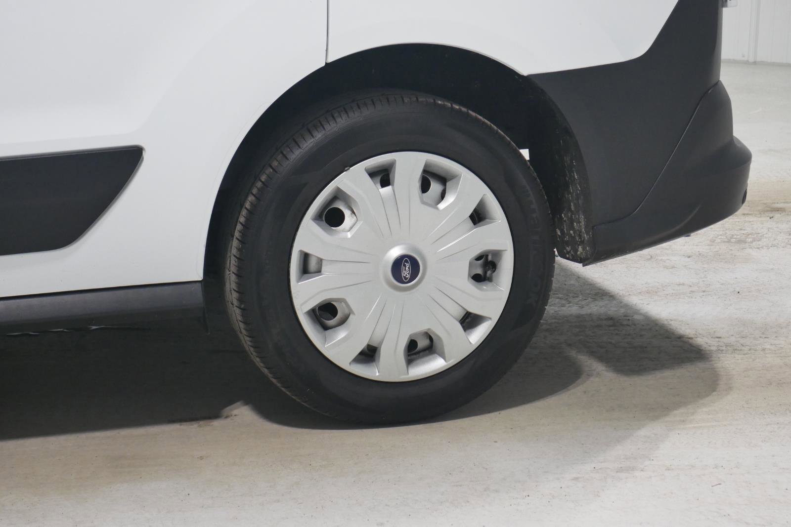 Certified 2019 Ford Transit Connect XL image 26