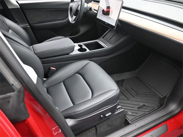 Used 2022 Tesla Model Y Performance image 30