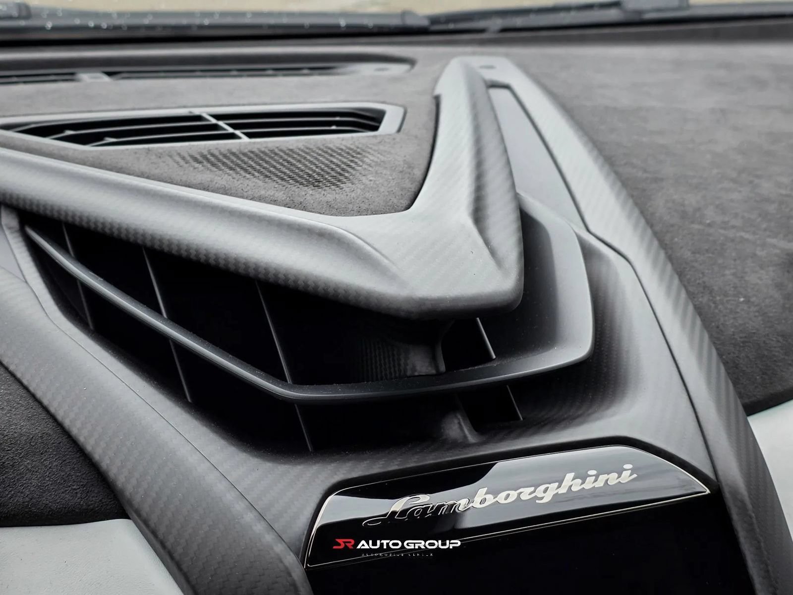 Used 2024 Lamborghini Revuelto AWD/4WD image 24