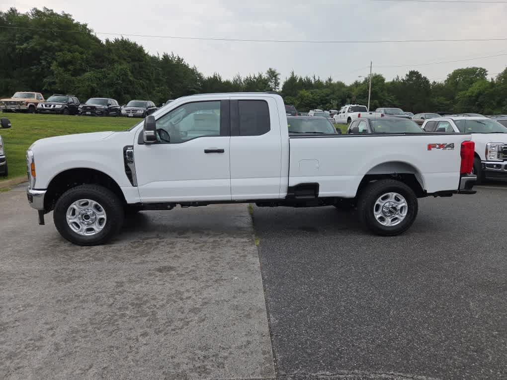 New 2026 Ford F350 XLT AWD/4WD image 17