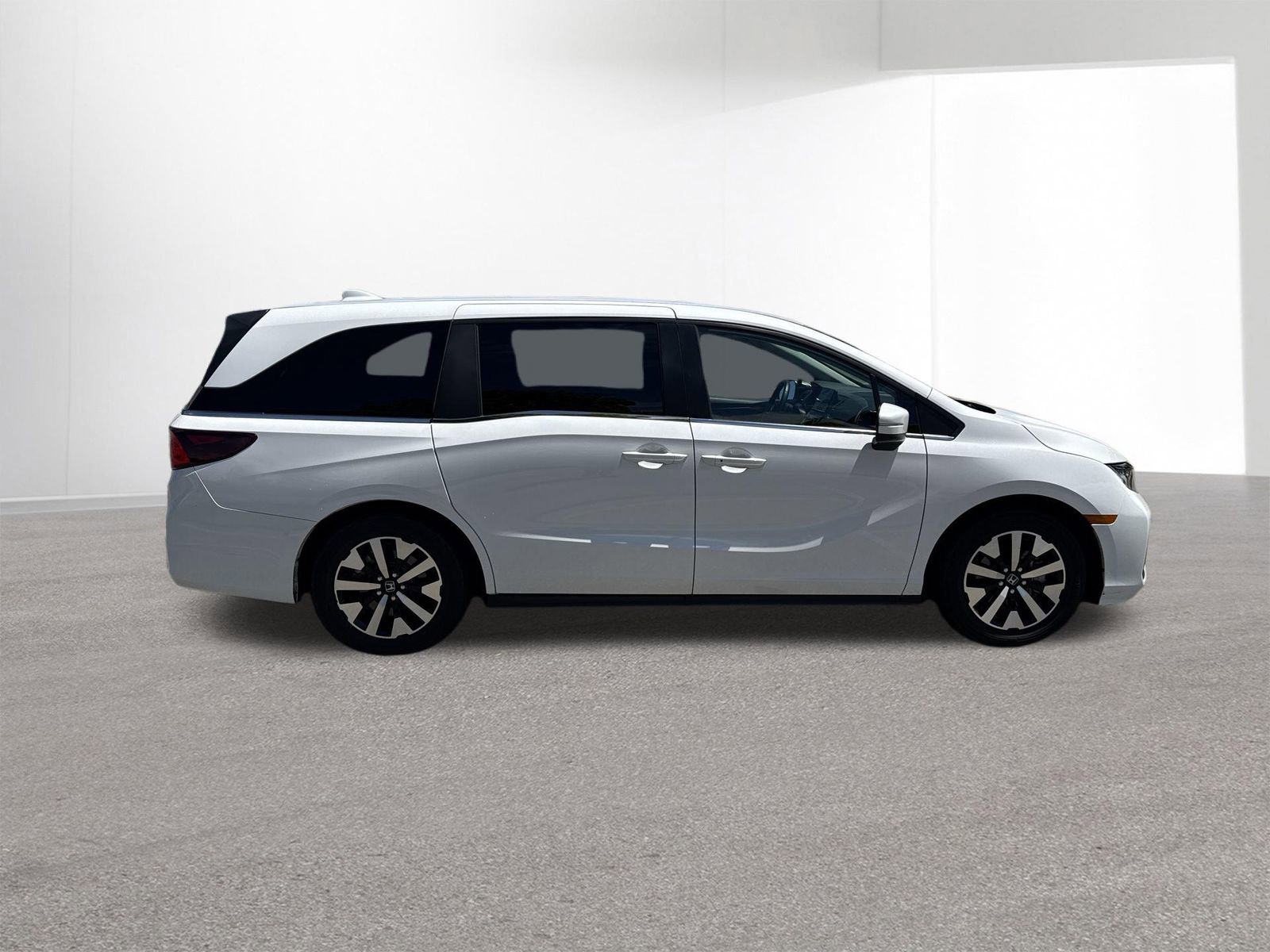 Used 2025 Honda Odyssey EX-L image 30