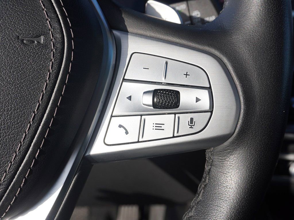 Used 2025 BMW X7 xDrive40i w/ Premium Package image 46