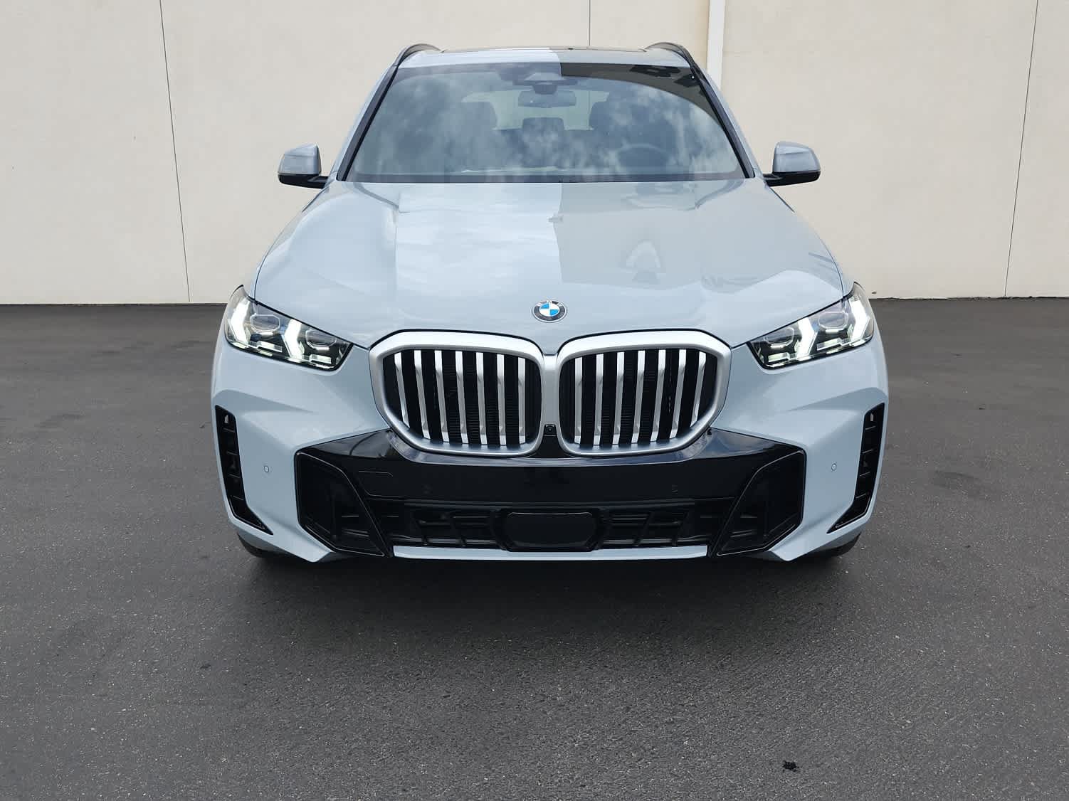 New 2026 BMW X5 xDrive40i w/ M Sport Package AWD/4WD image 5