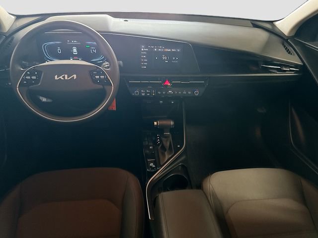 Used 2025 Kia Niro LX image 21