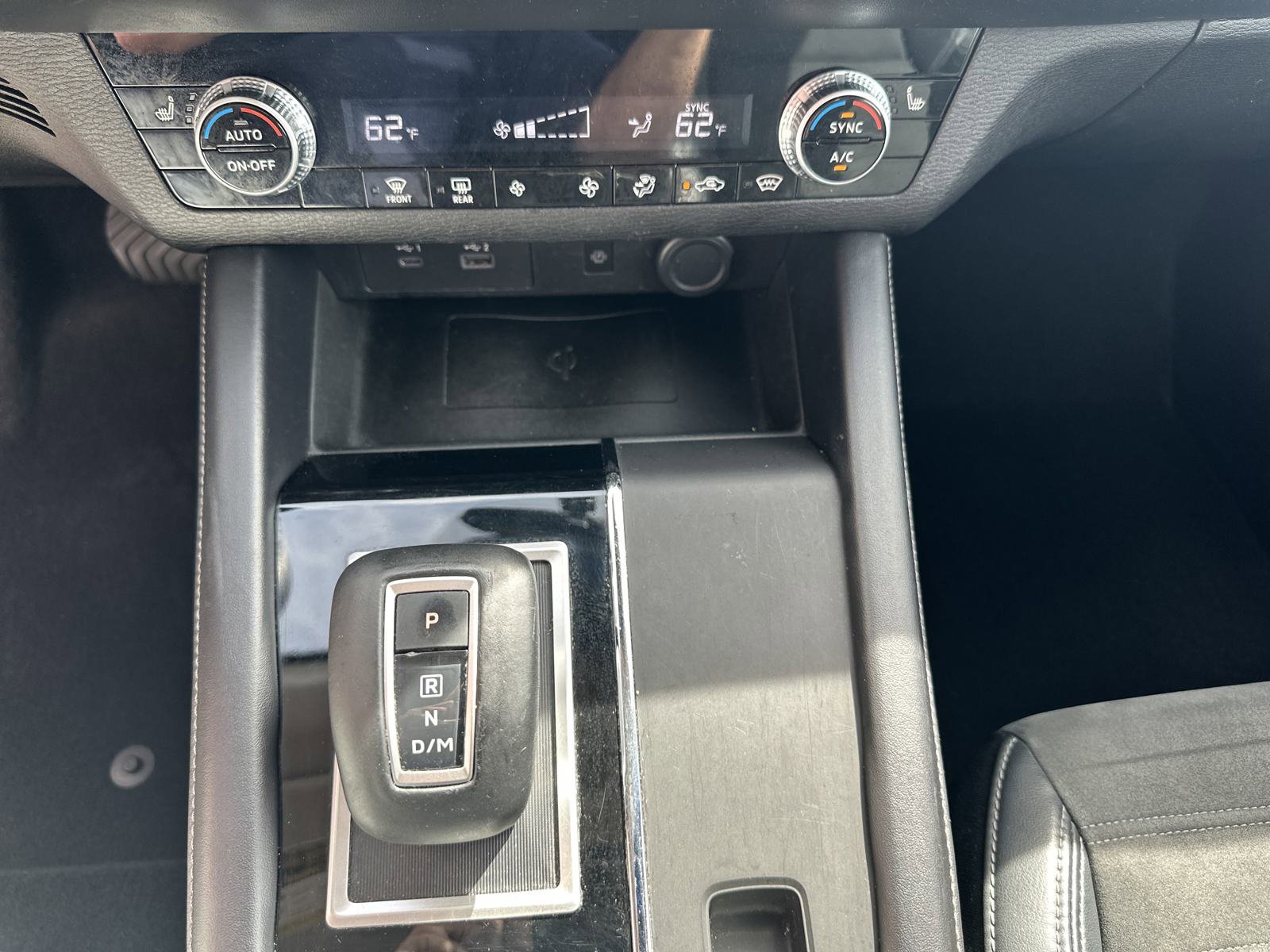 Used 2022 Mitsubishi Outlander SEL Black Edition image 17