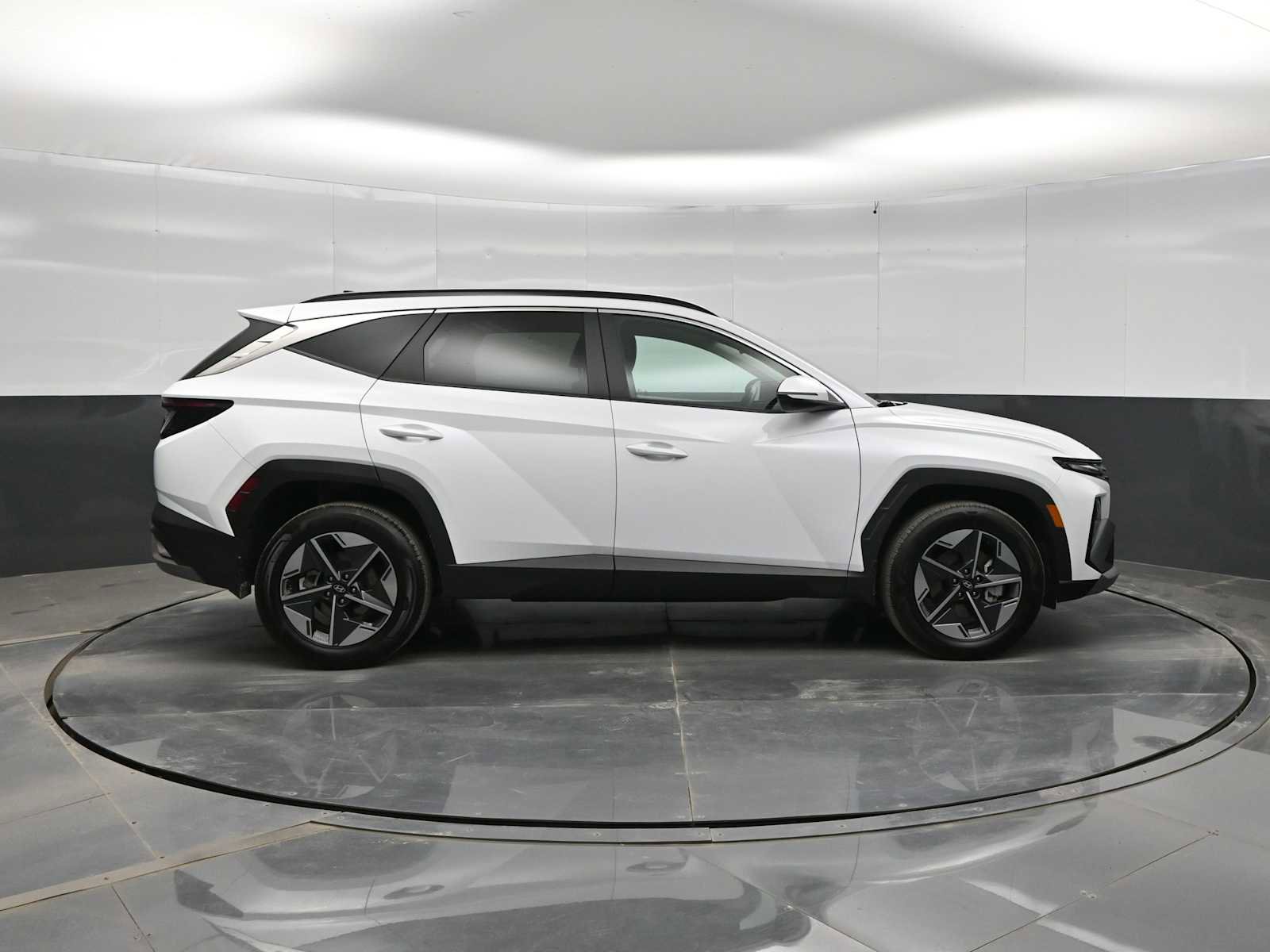 Used 2025 Hyundai Tucson SEL image 9