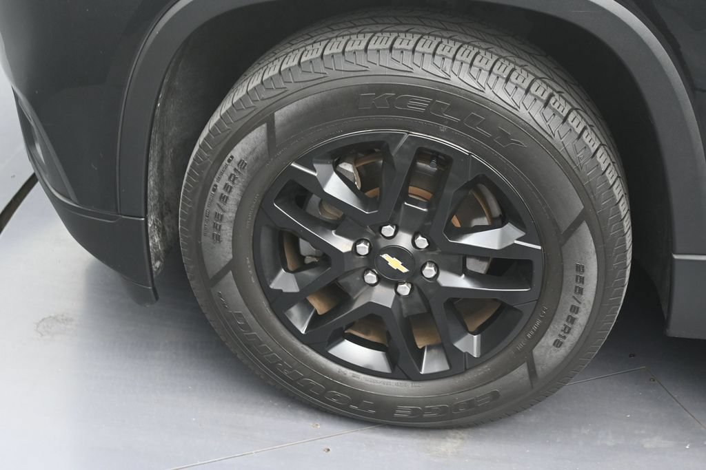 Used 2020 Chevrolet Traverse LS FWD image 9