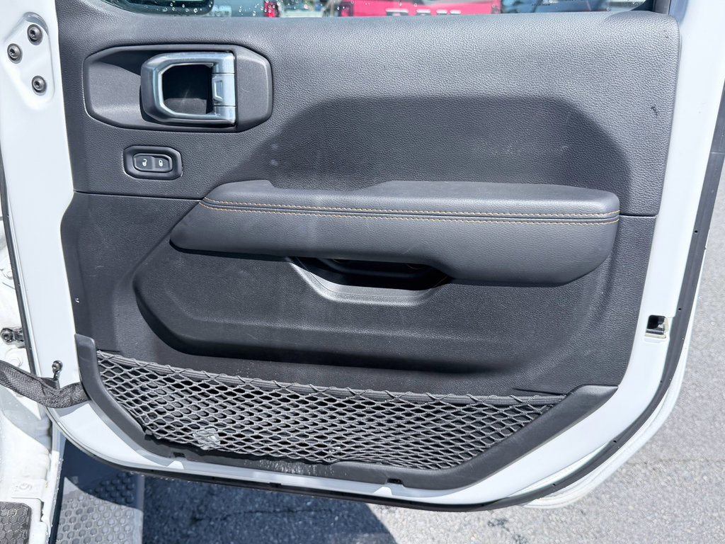 Used 2021 Jeep Wrangler Unlimited Sahara image 23