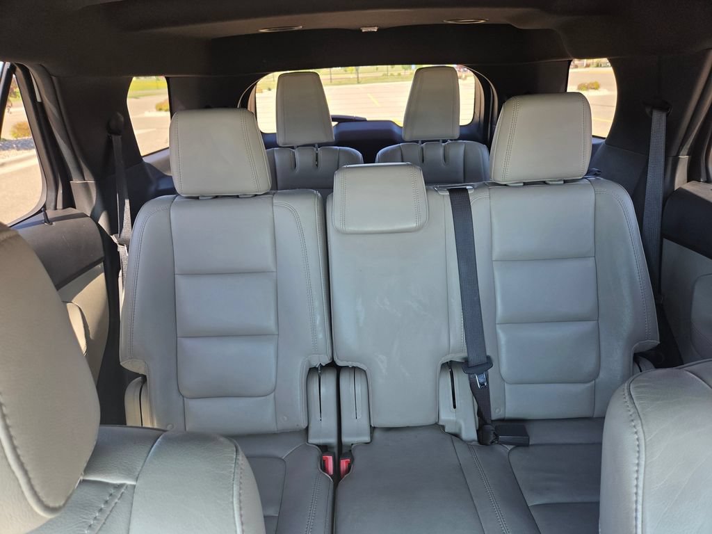 Used 2013 Ford Explorer XLT AWD/4WD image 33
